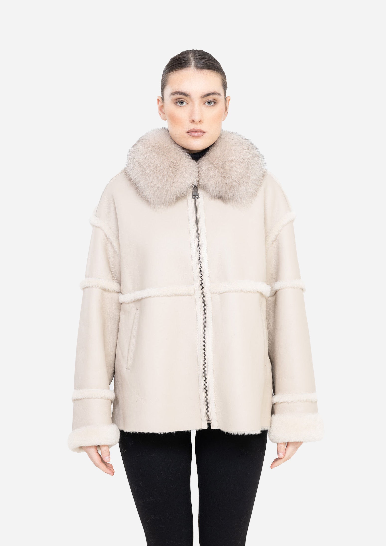 NOIR ÉCLAT – Black Shearling Leather Jacket Beige