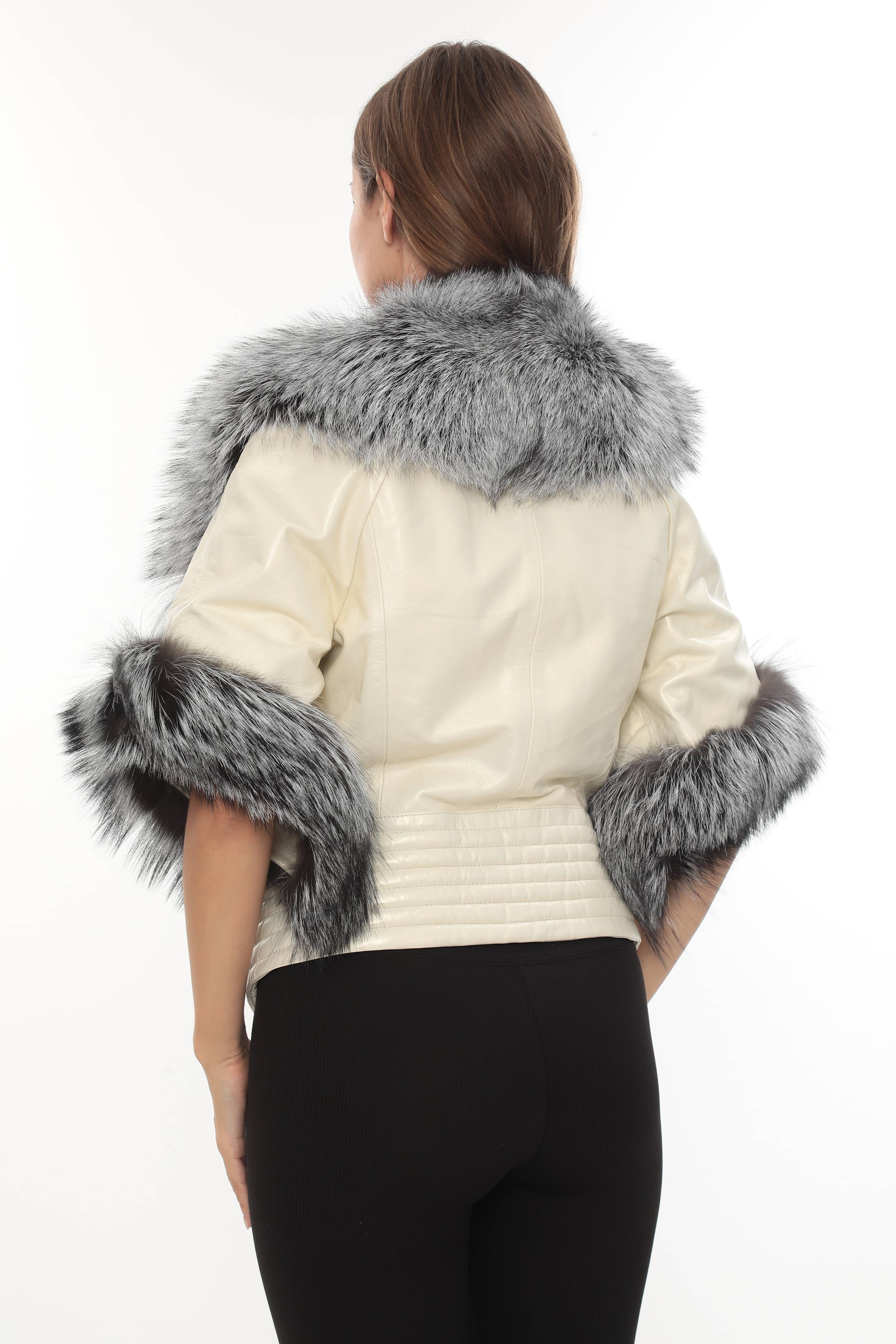 NOIR ÉLÉGANCE Women’s Beige Leather Jacket with Silver Fox Fur