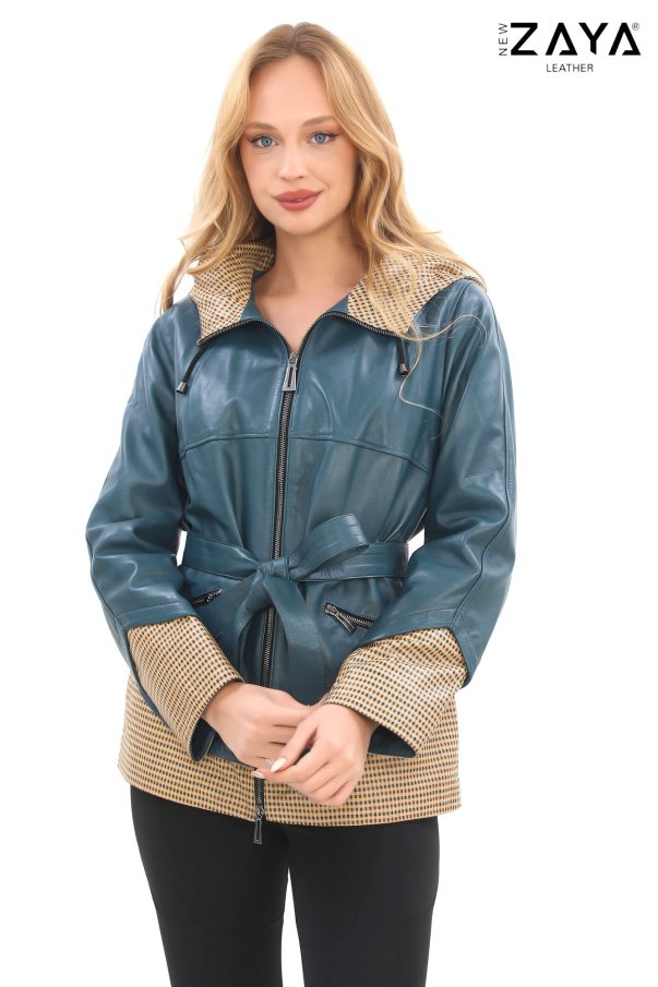 Mavi Kuşaklı Kadın Deri Ceket – Ekose Detaylı ve Kapüşonlu